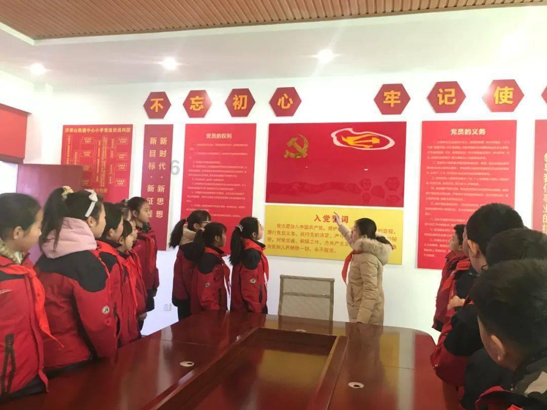 我和她相处十年，你根本不知道她有多让人讨厌。这话什么意思？游戏画面